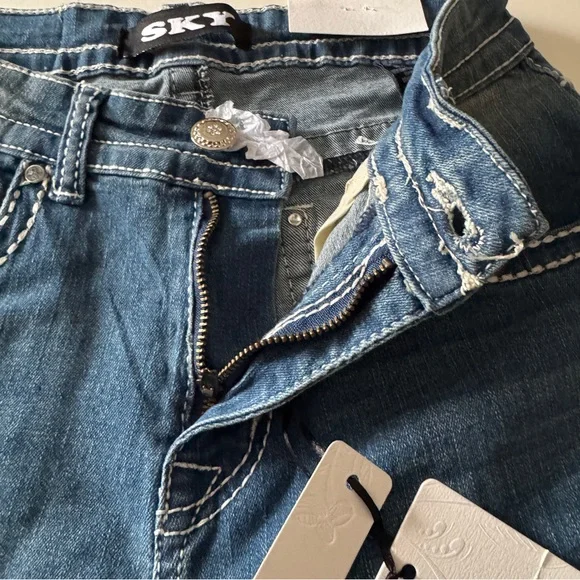 SKY Premium Collection Womens Super Soft Bootcut Blue Jeans Size 7/28 Rhinestone - Picture 8 of 14